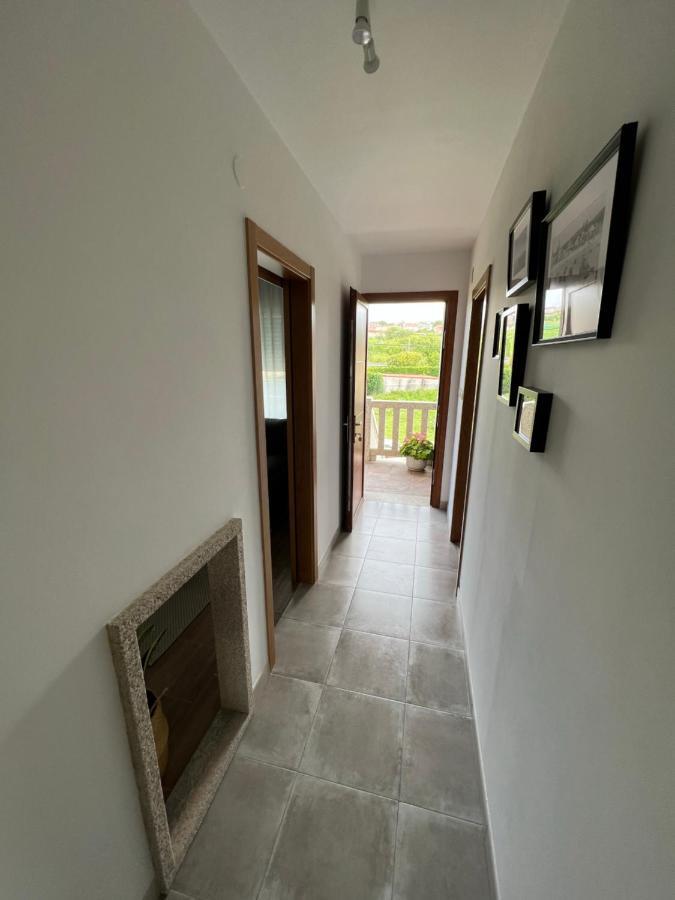 Apartamento luminoso, tranquilo y cerca de la playa Nigrán Exterior foto
