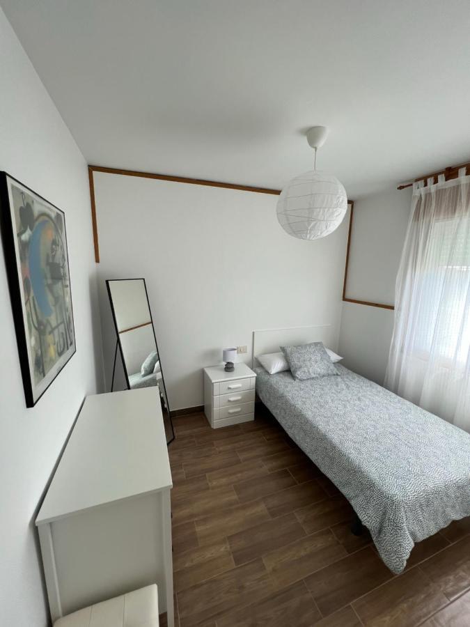 Apartamento luminoso, tranquilo y cerca de la playa Nigrán Exterior foto